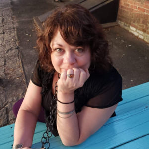 Meet your Posher, Lisa